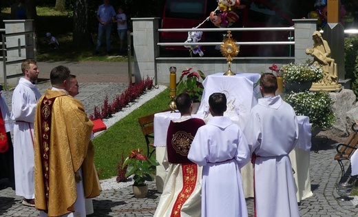 45-lecie parafii Najdroższej Krwi Pana Jezusa w Kętach-Podlesiu