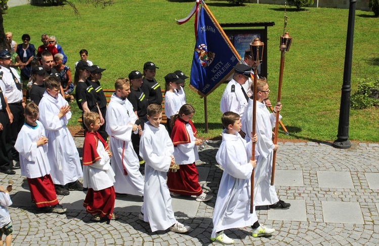 45-lecie parafii Najdroższej Krwi Pana Jezusa w Kętach-Podlesiu