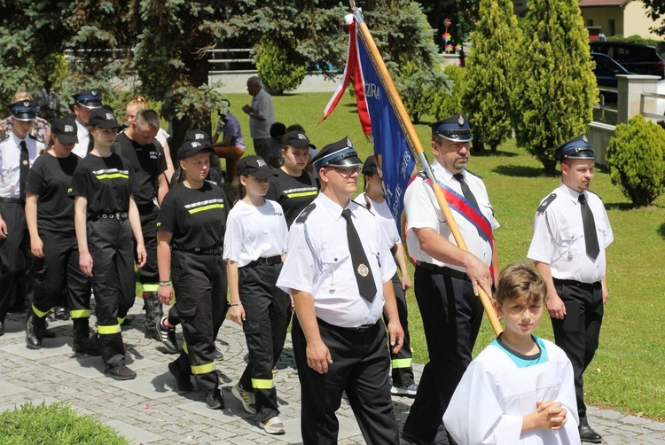 45-lecie parafii Najdroższej Krwi Pana Jezusa w Kętach-Podlesiu