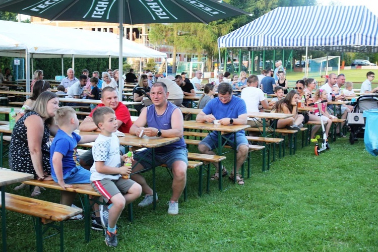 Piknik rodzinny "Pisarzowice dla Ukrainy"