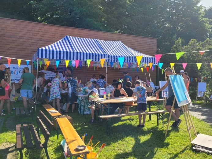 Piknik rodzinny "Pisarzowice dla Ukrainy"