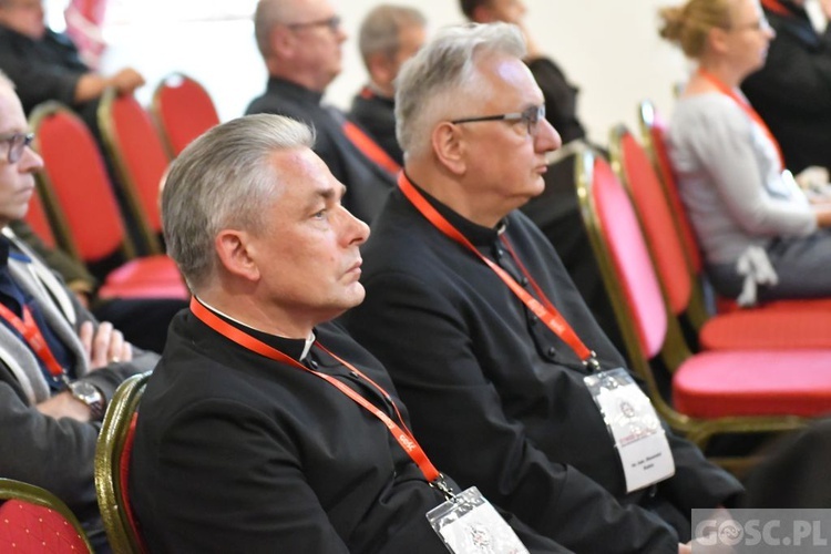 W Paradyżu trwa kolejna sesja synodu diecezjalnego