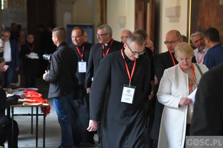 W Paradyżu trwa kolejna sesja synodu diecezjalnego