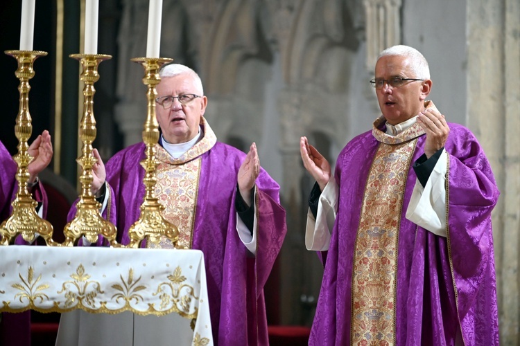 Strzegom. Pogrzeb ks. Władysława Janickiego [zdjęcia]