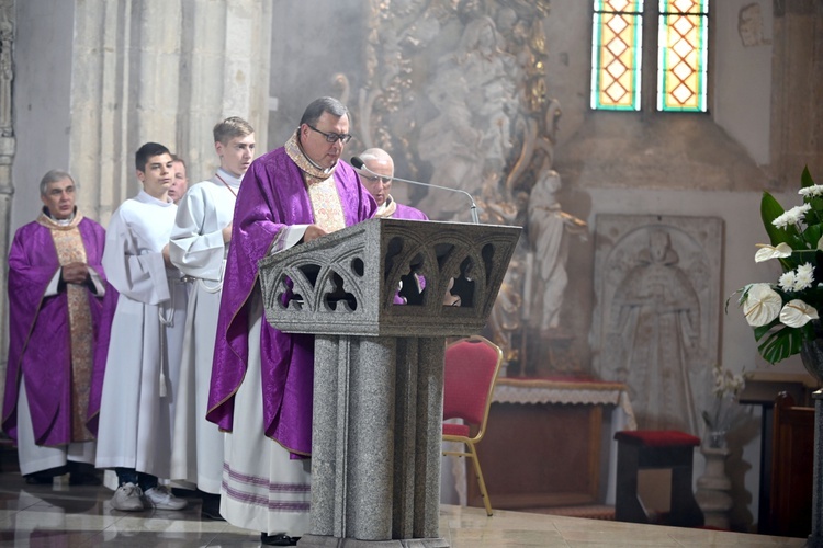 Strzegom. Pogrzeb ks. Władysława Janickiego [zdjęcia]