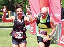 ▲	Justyna Adamus-Kowalska na mecie. Gest zwycięstwa znaczył tym razem nie tylko pokonanie wymagającego odcinka. 