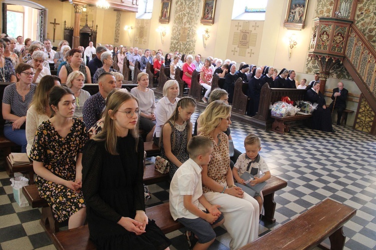 Przecław. Dziękczynienie za 142 lata posługi sióstr