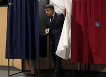 Prezydent Macron odrzucił dymisję premier Borne