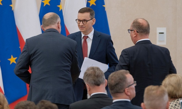 Premier: Aby Ukraina przetrwała, naszym potężnym sojusznikiem jest opinia publiczna Zachodu
