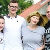 Marysia, Janek, Ania i Sławek Słomkowscy (od lewej).