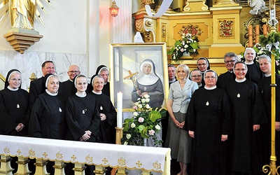 Przy obrazie  bł. s. Sabiny Thienel.