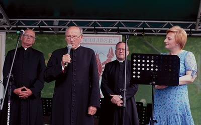 O swej wieloletniej współpracy ze sługą Bożym opowiada ks. prał. Henryk Ćwiek, emerytowany proboszcz parafii Jedlińsk. 