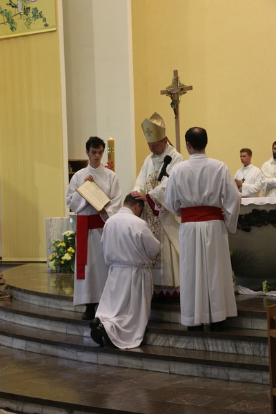Święcenia diakonatu w piotrowickiej parafii