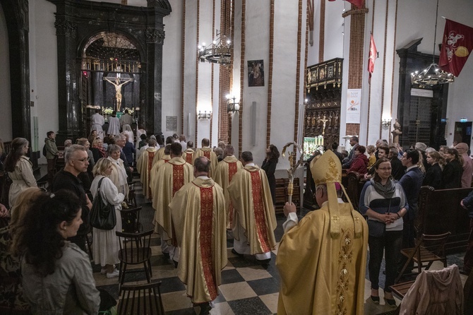 Konsekracja czterech dziewic