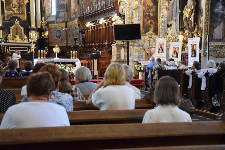 Spotkanie formacyjno wspólnot dla Intronizacji Serca Jezusowego