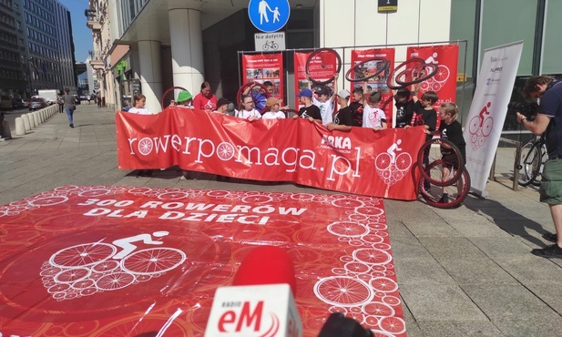 Katowice. Ruszyła 7. edycja akcji „Rower pomaga"