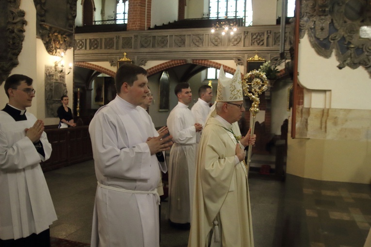 Posługa akolitatu dla kleryków