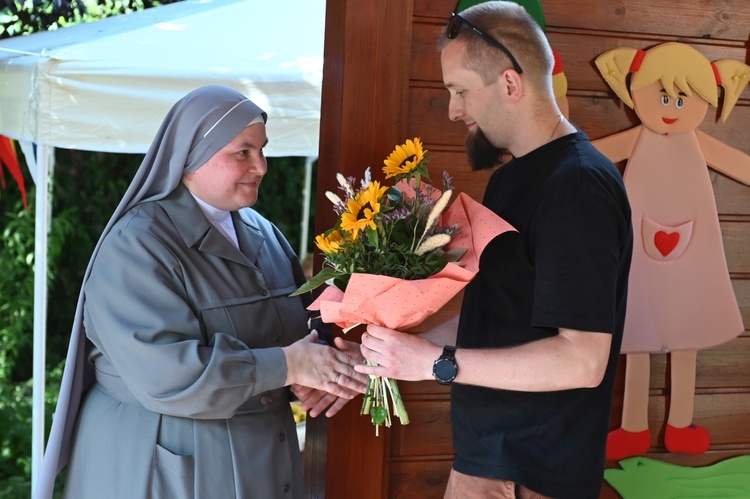 "Słoneczniki" pożegnały się z przedszkolem