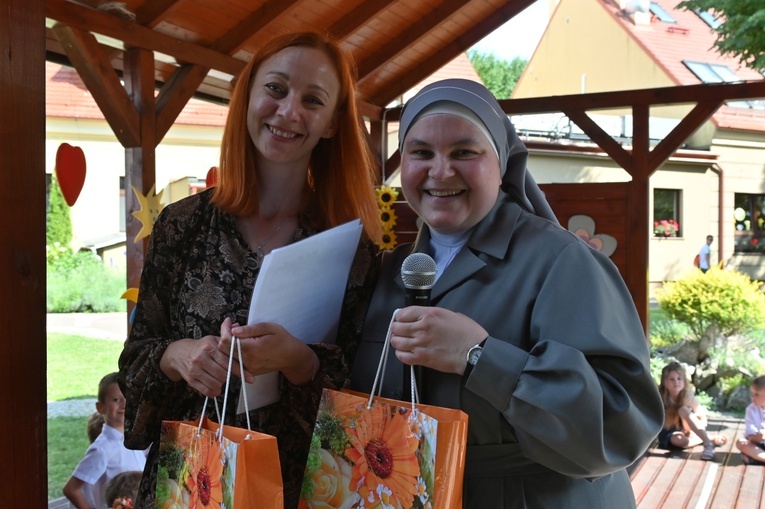 "Słoneczniki" pożegnały się z przedszkolem