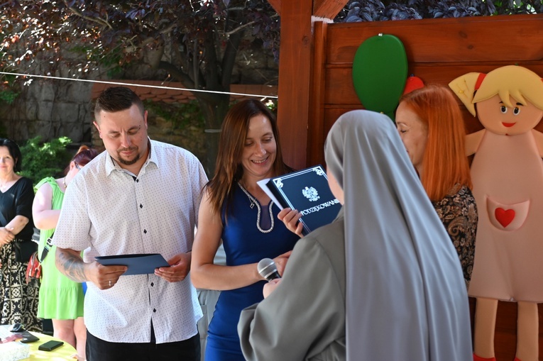 "Słoneczniki" pożegnały się z przedszkolem