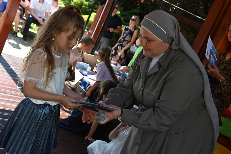 "Słoneczniki" pożegnały się z przedszkolem