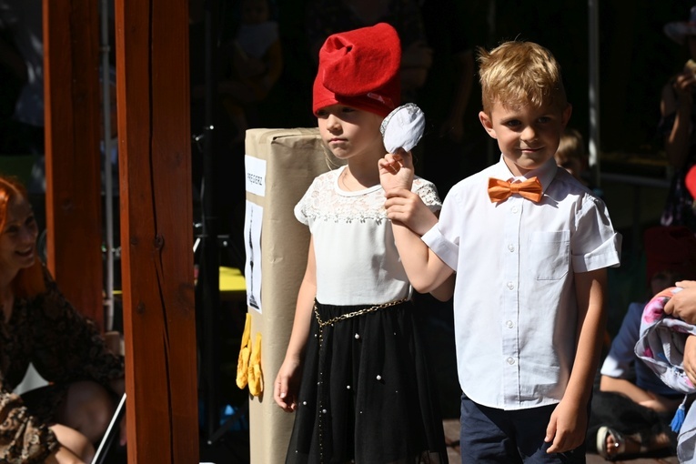 "Słoneczniki" pożegnały się z przedszkolem