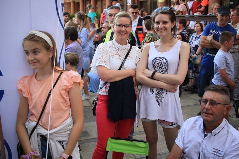 Koncert Freli i Golec uOrkiestry na rzecz opolskiej katedry