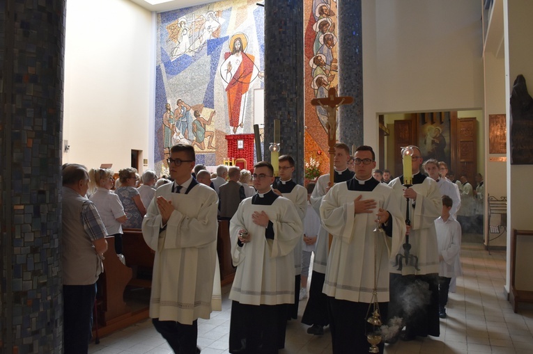 Msza św. i procesja eucharystyczna w Gdyni