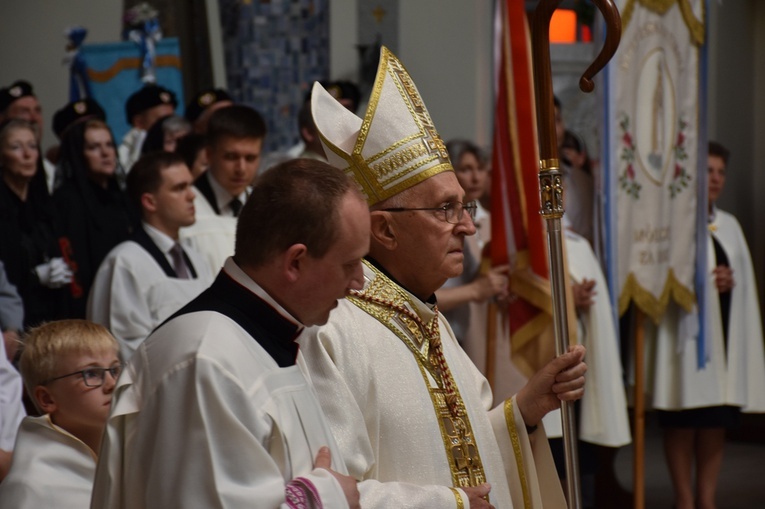 Msza św. i procesja eucharystyczna w Gdyni