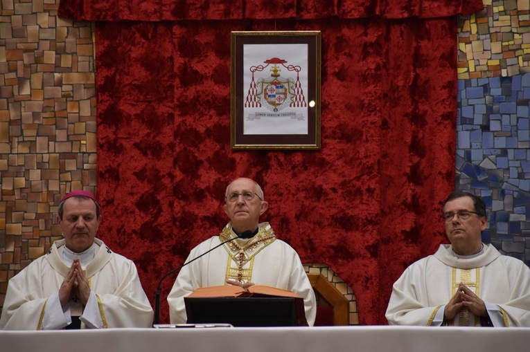 Msza św. i procesja eucharystyczna w Gdyni