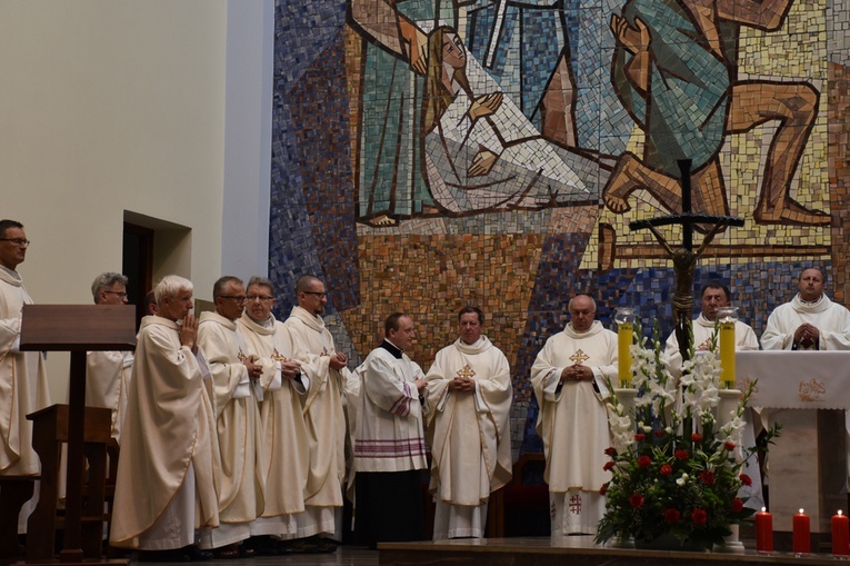 Msza św. i procesja eucharystyczna w Gdyni