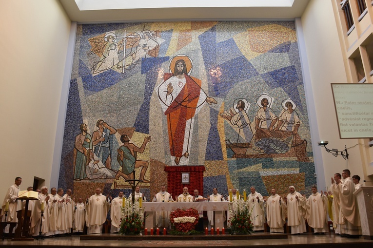 Msza św. i procesja eucharystyczna w Gdyni