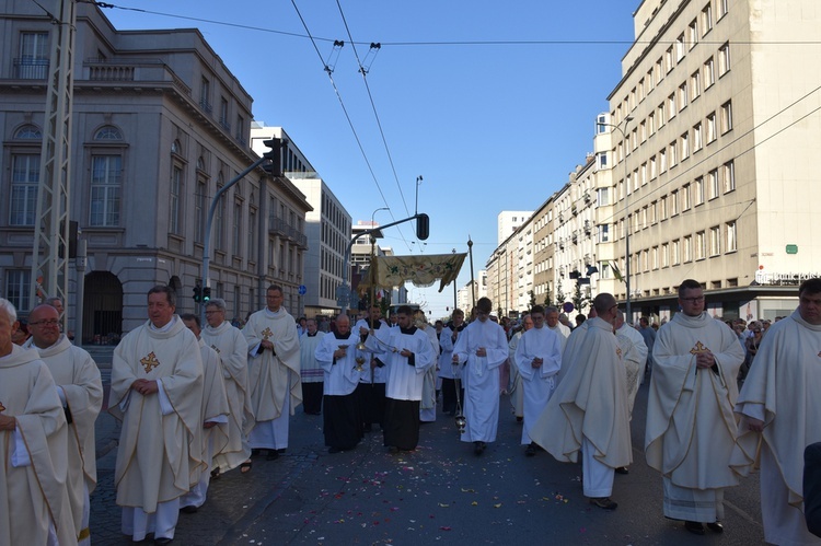 Msza św. i procesja eucharystyczna w Gdyni