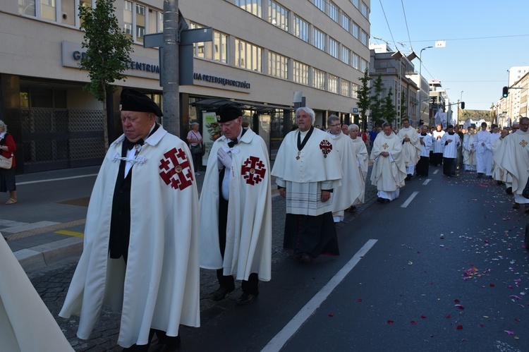 Msza św. i procesja eucharystyczna w Gdyni