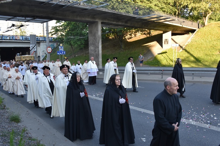 Msza św. i procesja eucharystyczna w Gdyni