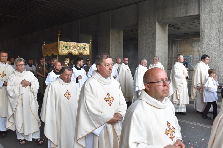 Msza św. i procesja eucharystyczna w Gdyni