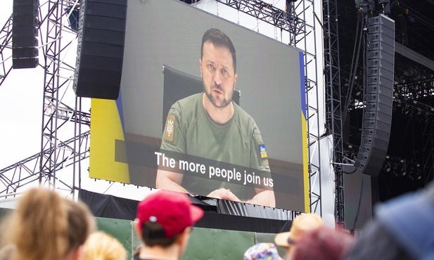 Zełenskiego ochraniają setki osób, ale Maksym Doniec zawsze jest przy nim