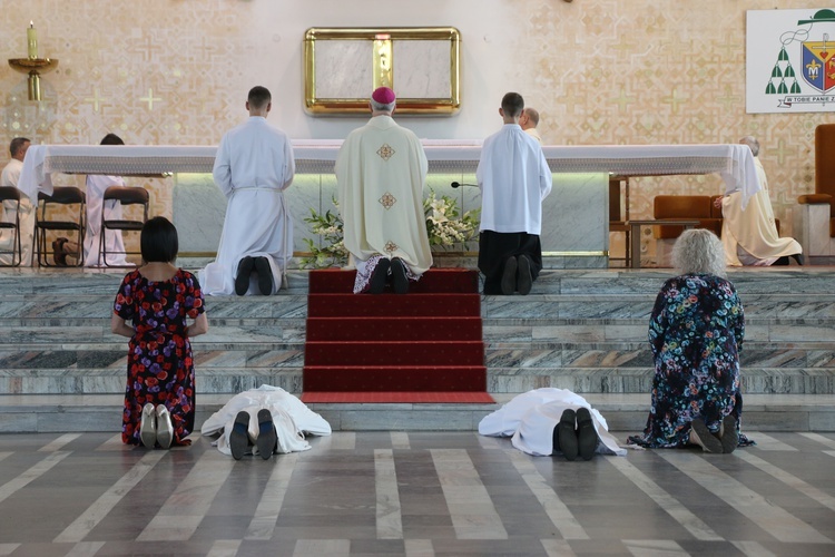 Szesnasty i siedemnasty diakon stały w archidiecezji 