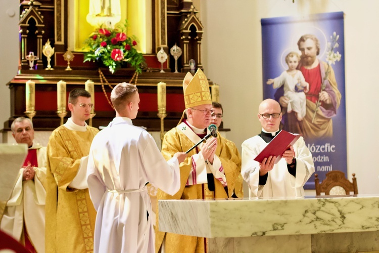 Poświęcenie kościoła w Rozogach