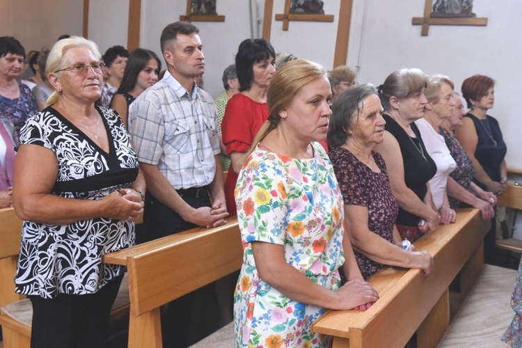 Ogłoszenie nowej parafii w Żdżarach