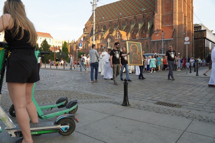 V Weekend Ewangelizacyjny "Ochrzczeni Ogniem" we Wrocławiu