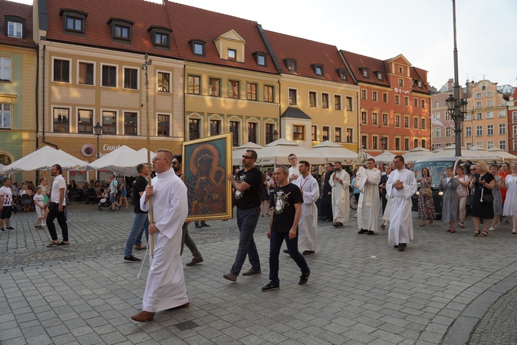 V Weekend Ewangelizacyjny "Ochrzczeni Ogniem" we Wrocławiu