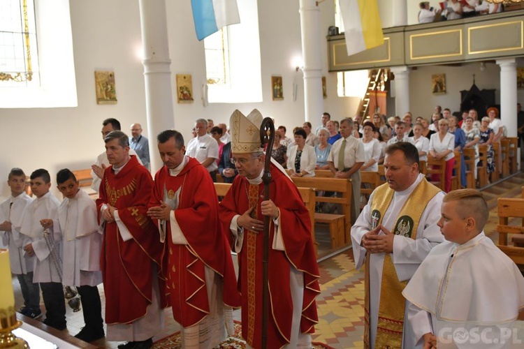 Parafia w Bytnicy świętuje 65 lat