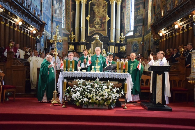 Zakończenie IV Kongresu Eucharystycznego