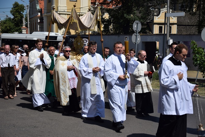 Zakończenie IV Kongresu Eucharystycznego