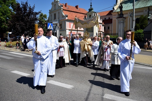 Zakończenie IV Kongresu Eucharystycznego