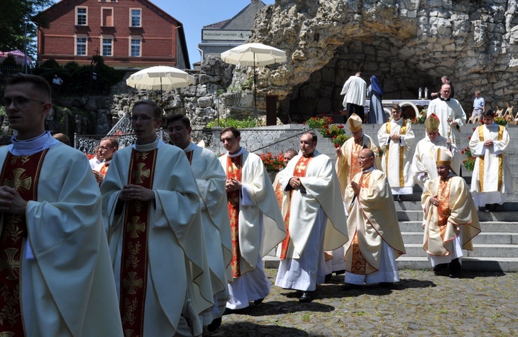 Pielgrzymka Mężczyzn i Młodzieńców na Górze Świętej Anny