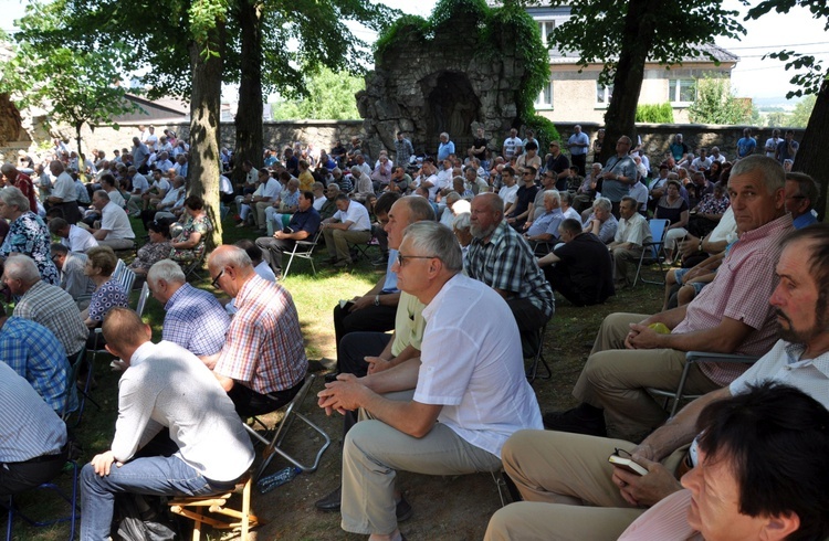 Pielgrzymka Mężczyzn i Młodzieńców na Górze Świętej Anny