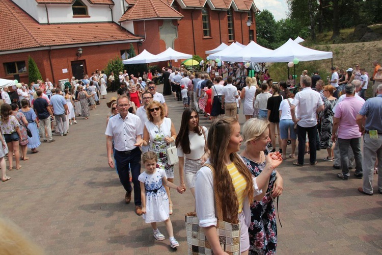 Festyn na Szmaragdowym Wzgórzu