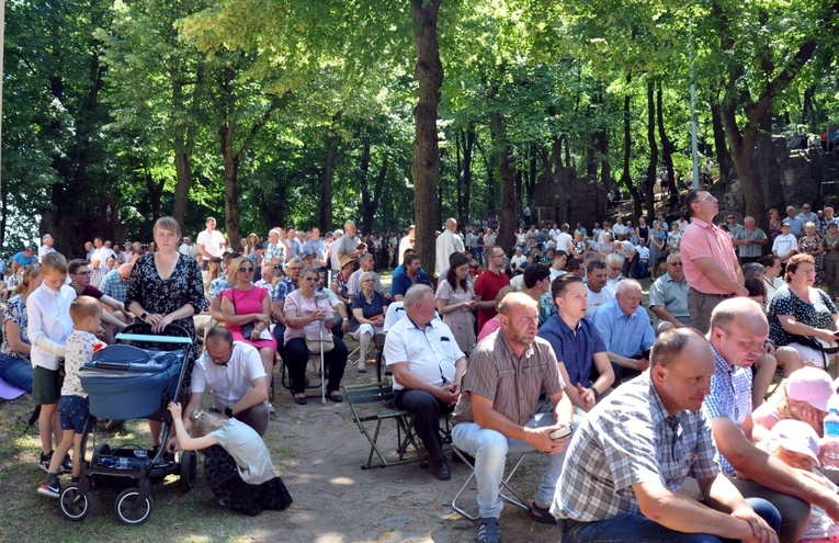 Pielgrzymka Mężczyzn i Młodzieńców na Górze Świętej Anny